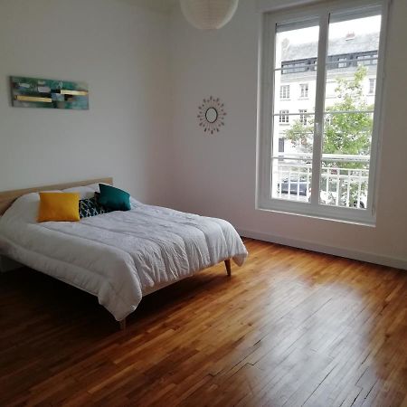 Appartement 1-6 pers situé entre les ponts Saumur Exterior foto