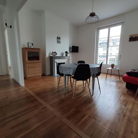 Appartement 1-6 pers situé entre les ponts Saumur Exterior foto